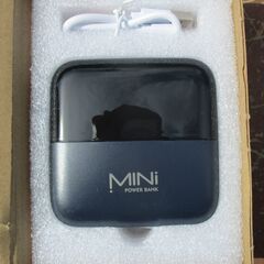 ☆Cyke Q5 10000mAhミニパワーバンクデュアルUSBポータブル充電器◆持ち運びしやすいモバイルバッテリーの画像