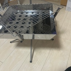未使用焚き火台兼バーベキューコンロの画像