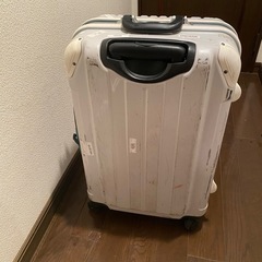 キャリーケースの画像
