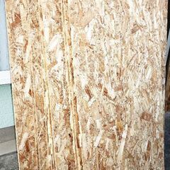 ■OSBボード 900×1800×11 (3×6) 1枚価格 ★5枚から配送無料 ★ご自宅・現場までお持ち致しますの画像