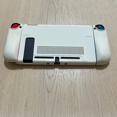 ニンテンドーSwitchシェルケースの画像