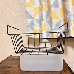 木製収納棚の画像