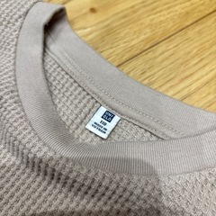 ⑫男の子110cm長そでTシャツ2枚とベストの画像