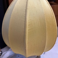 🕯陶器×布シェードのアンティーク調ランプ（点灯確認済み）の画像