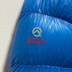 THE NORTH FACE ダウンの画像
