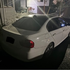 　BMW e90 320i 前期 8万キロ　の画像
