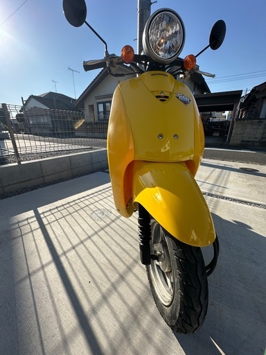 Honda Todayの黄色いスクーター AF61