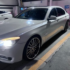 BMW７４０LI ロング　車検もロング　交換⭕️の画像