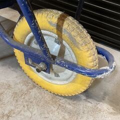 中古　ネコ　一輪車の画像