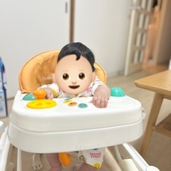 combi コンビ 歩行器の画像