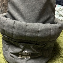 背もたれつきテーブルチェアの画像