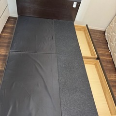 ベッドの画像
