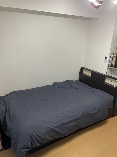 セミダブル収納ライト付きベッド、ニトリマットレス、敷布団掛け布団セット