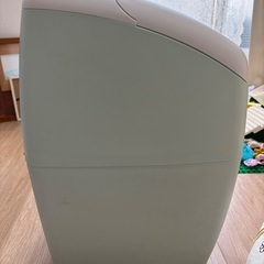 Aprica アプリカ オムツ用ゴミ箱の画像