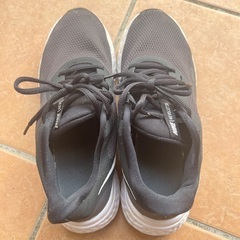 NIKEレディースシューズ25ブラックの画像