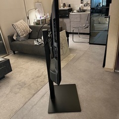 壁寄せスタンド付SHARP40インチテレビの画像