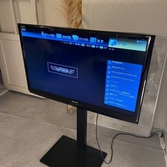 壁寄せスタンド付SHARP40インチテレビの画像