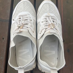 ZARAファブリックスニーカー37レディースの画像