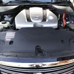 フーガハイブリッドの画像