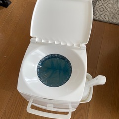 ネコ用トイレバケツの画像