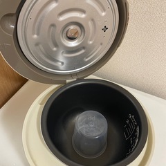 炊飯器の画像