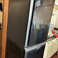 冷蔵庫
貰ってください✨の画像