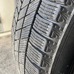 スタッドレスVRX3(4本)ホイール付 (215/60/17)の画像