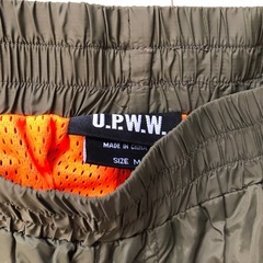 U.P.W.W. スノボウェア　メンズM 上下セット スキー　服の画像