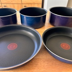 【お譲り先決まりました】ガス火専用🔥ティファール サーモス ニトリ フライパン鍋セットの画像