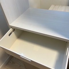 子供用ハンガーラックの画像