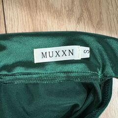 MUXXN ダークグリーン ロングドレスの画像