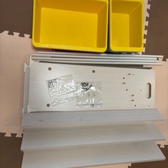 おもちゃ・絵本収納棚 の画像