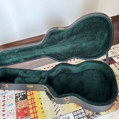 Martin マーティン純正ハードケース　使用感なし綺麗の画像