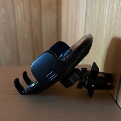 車用 スマホフォルダーの画像