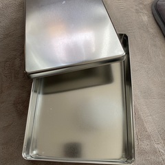 缶の画像