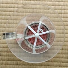 ★新品★粉ふるい器★赤いベース付き★定価1,900円の画像