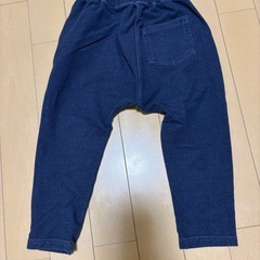 GU キッズ　ズボン　パンツ　デニム風　100 男女兼用
の画像