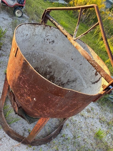 コンクリートホッパー 吊り上げ可能 生コンホッパー 生コンバケット コンクリートバケット