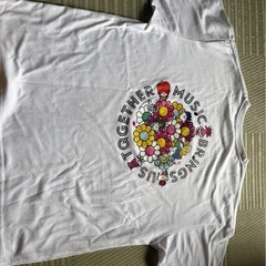 絵柄有り 白Tシャツの画像