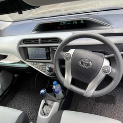 トヨタアクア　平成24年式　走行4.5万キロ　車検9年8月までの画像