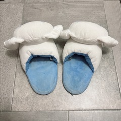 サンリオ　シナモンロール　スリッパ　フェイス型　ルームシューズ　ぬいぐるみの画像