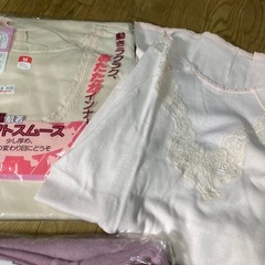 シャツ4枚セットの画像
