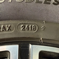 ボルボ純正ホイール　19インチ　と　ミシュランスタッドレスの画像