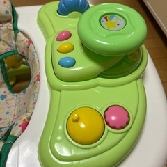 ベビーウォーカー　歩行器の画像