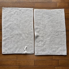 IKEAバスマット2枚の画像