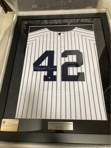 希少　刺繍サイン入り　MLB ヤンキース　 マリアノリベラサイン入りユニ フォーム 額入り