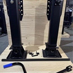 トレーラー用補助脚販売の画像