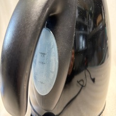 東〇★001 電気ケトル 黒 容量1.7L Russll Hobbs  の画像