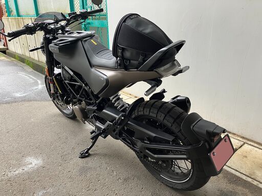 ★☆【超低走行（660km）美車・ドラレコ装着】Husqvarna Svartpilen 125（ハスクバーナスヴァルトピレン125）機関良好・オプション多数☆★