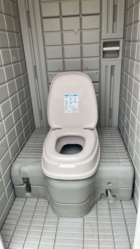 仮設トイレ　簡易洋式　中古清掃済み　